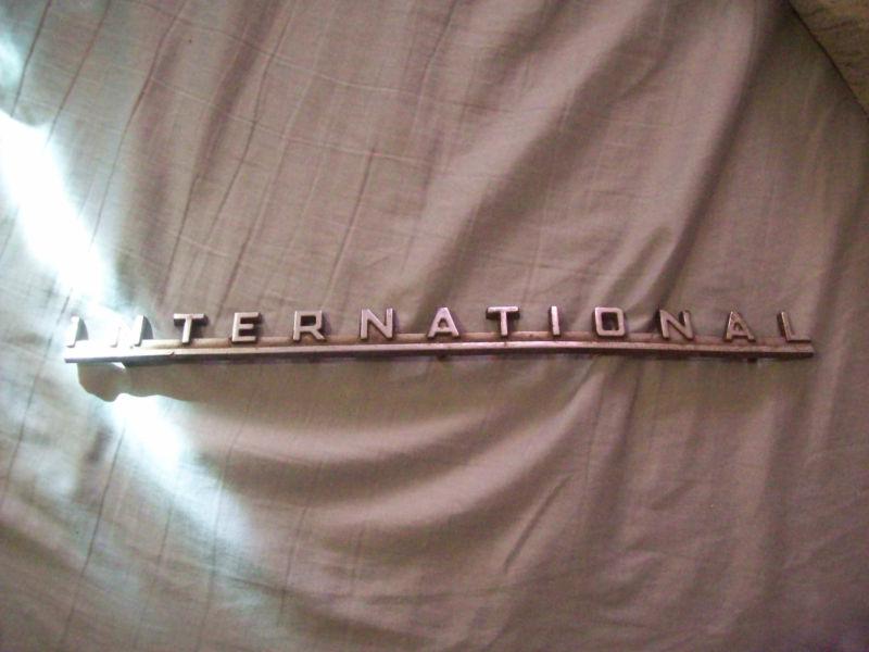 International emblem