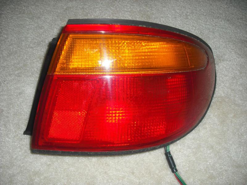 95-98 mazda millenia passenger side right side taillight free shipping