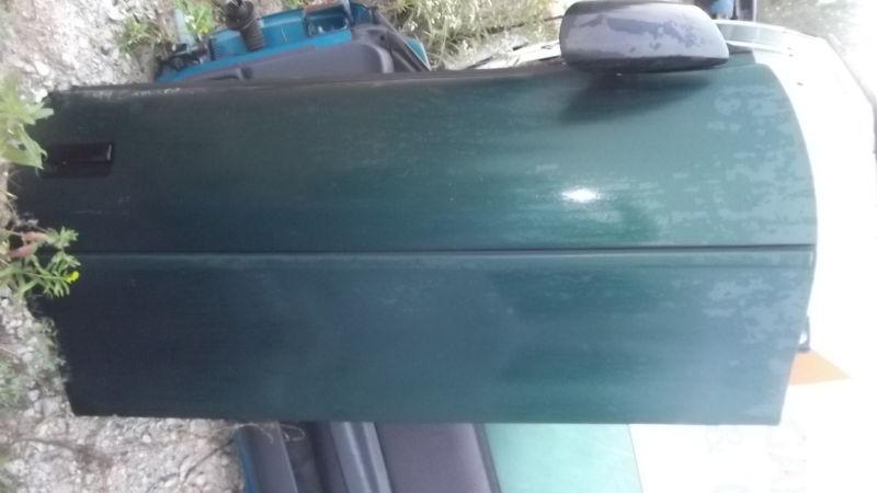 1993 94 95 96 97 98 99 00 01 02  camaro right door with glass passenger side