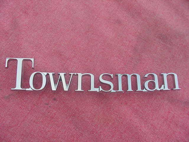 1969-1972 chevrolet townsman station wagon emblem n.o.s. 