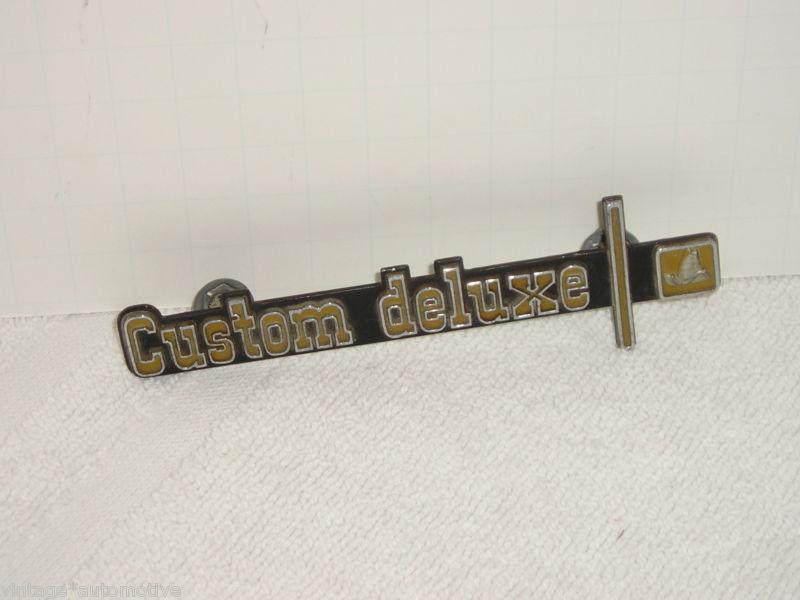 Chevrolet custom deluxe dash emblem interior badge 326955 truck pickup camper +