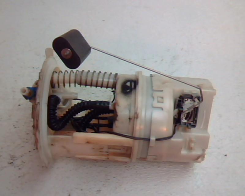 2005 chrysler town & country fuel pump 2630111