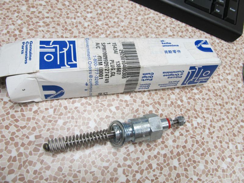 Genuine cummins glow plug # 138607 champion # ch49 *new*