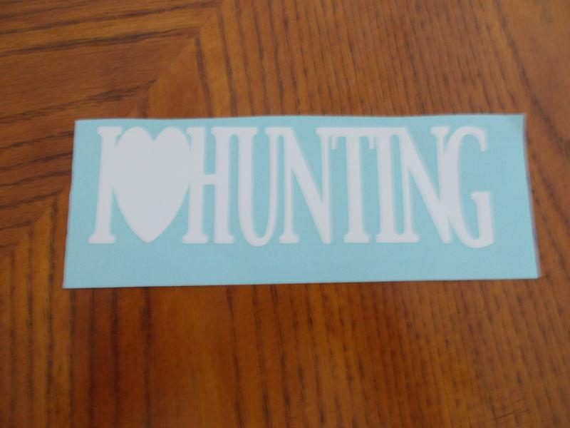 I ♥ hunting vinyl decal 2 x 7 inches 