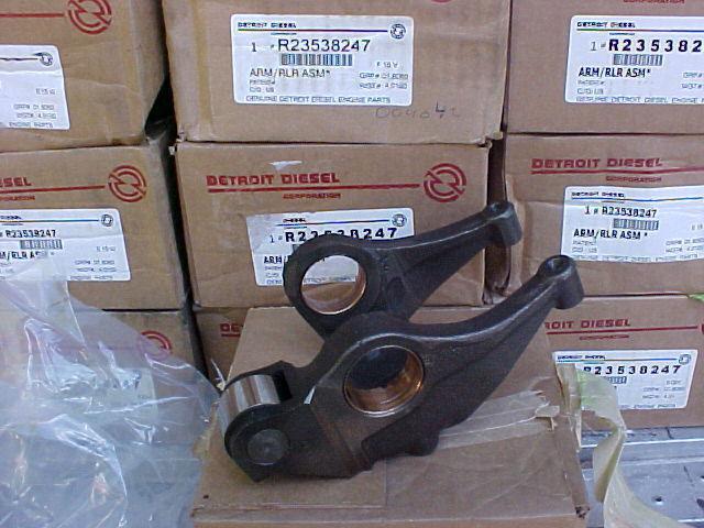 12 detroit diesel series 60 exhaust rocker arm,  r23538247  core only