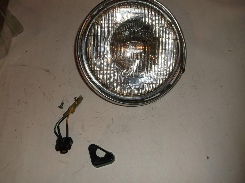 Yamaha xs650  headlight and trim ring  1978