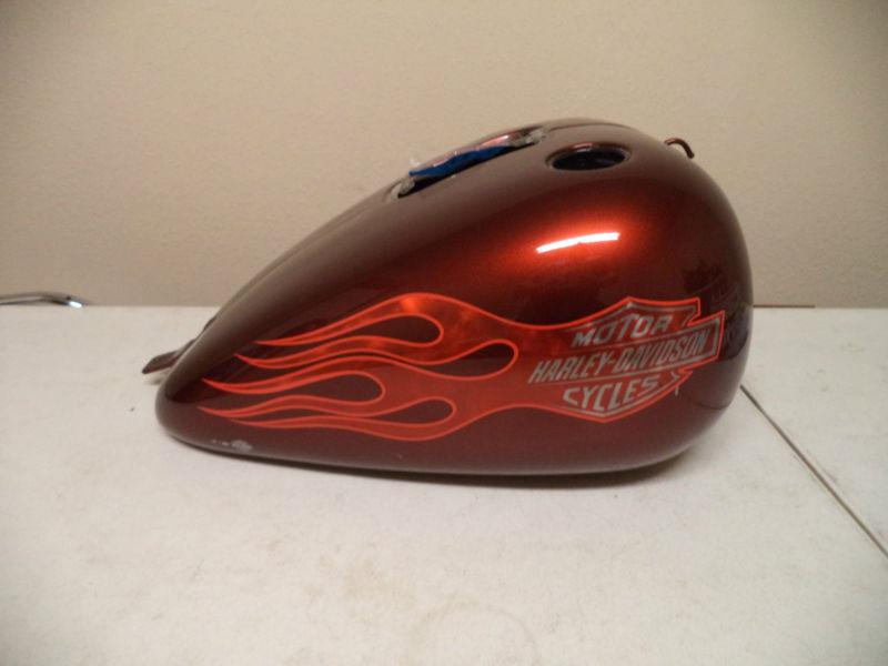 Harley gas fuel tank, 04-10 fuel injected softail, hd limited edition!