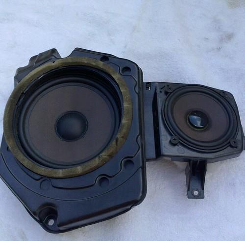 Mercedes r129, 300sl, left door speakers.