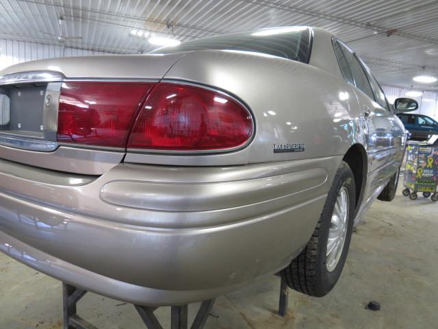 Sell 2002 BUICK LESABRE OUTER TAIL LIGHT LAMP RIGHT in Garretson, South