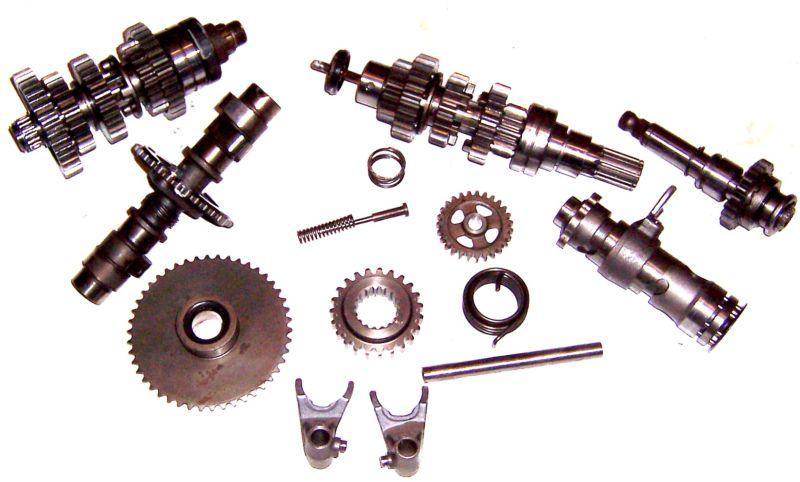 1975 kawasaki 400 transmission parts and gear parts please see the picture oem*