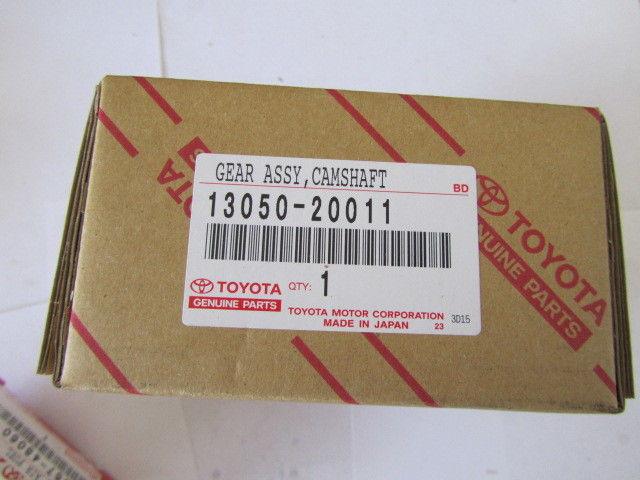 Toyota lexus new oem camshaft timing gear assy 13050-20011