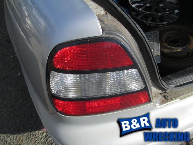 Left taillight for 97 98 99 00 01 02 leganza ~   4893188