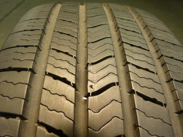 One nice michelin defender xt, 225/65/17 p225/65r17 225 65 17, tire # 43796 q