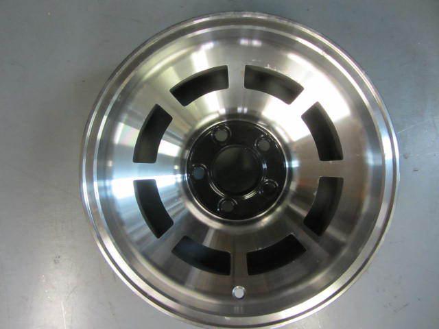 1978-1982 corvette aluminum wheel, polished aluminum p/n- 14018395