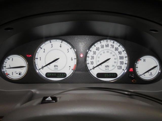 2004 chrysler 300m 35042 miles speedometer instrument cluster gauges 2466820