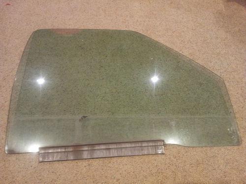 95-04 s10 blazer jimmy sonoma bravada passenger front glass