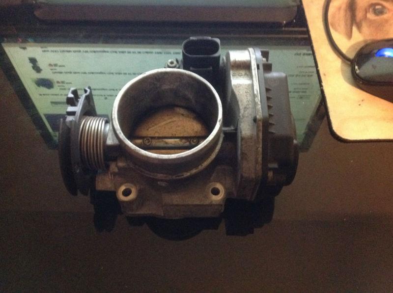 Volkswagen golf & jetta *037133064e* throttle body