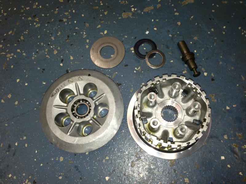 Honda cbr954rr clutch pressure plate and hub assembly  2002 2003 02 03 cbr 954rr