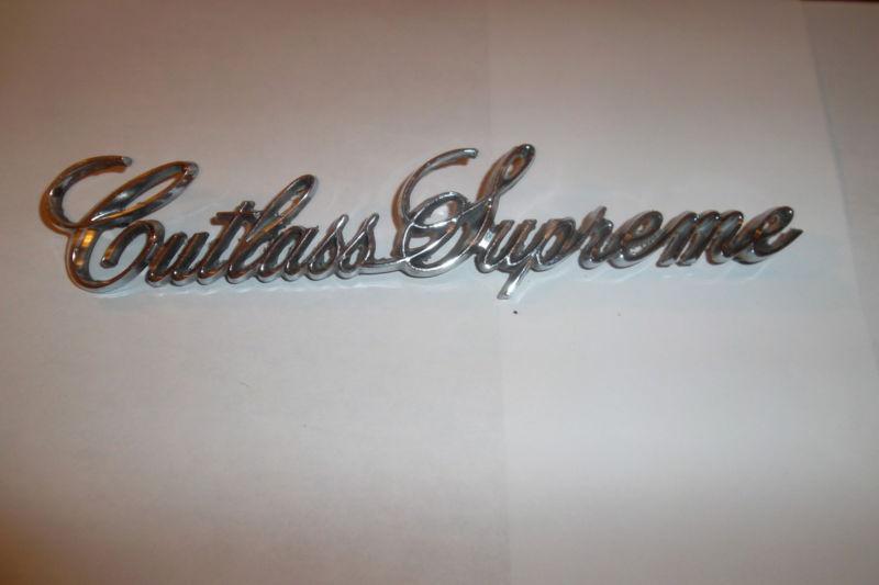 Vintage original metal oldsmobile cutlass supreme  auto emblem car badge