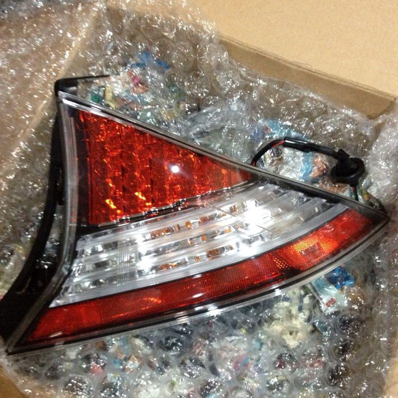 Oem 2011-2012 honda cr-z, right side tail light passenger rear "led"