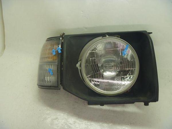 Mitsubishi pajero 1994 right head light assembled [1310800]