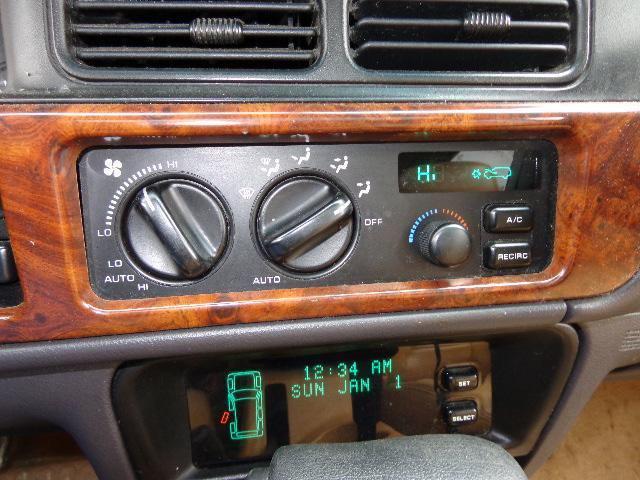 Temperature control 96 97 98 grand cherokee,w/auto temp