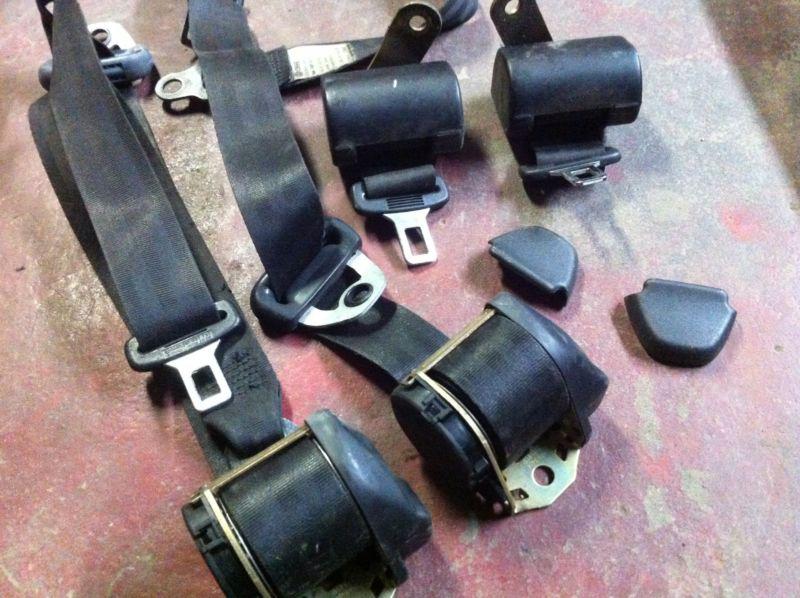 Vw 1987 mk2 16v scirocco front rear seatbelts 