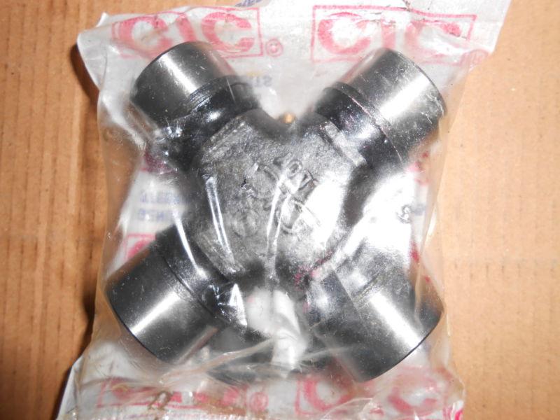 Universal joint cross for jeeps,willys,all cj,mahindra & mahindra jeep