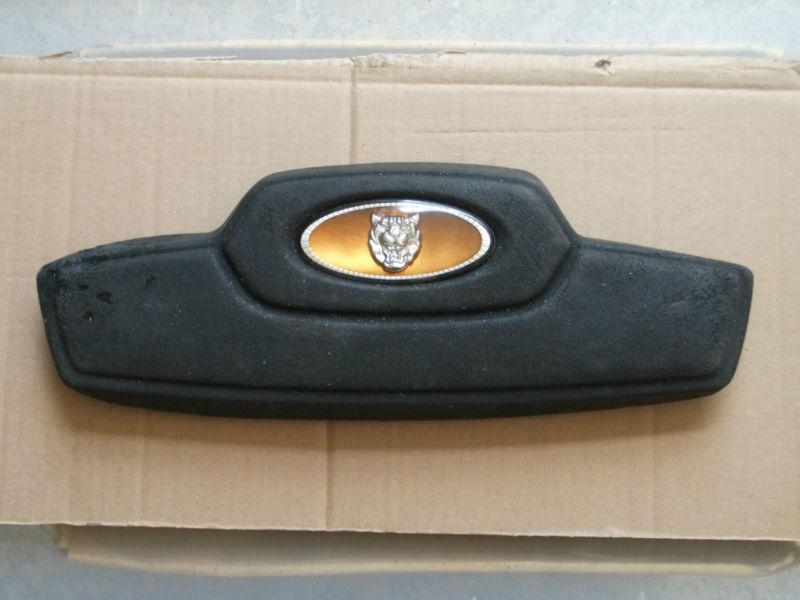 1985 jaguar xjs steering wheel pad