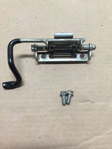 08-14 kawasaki kfx450r seat latch