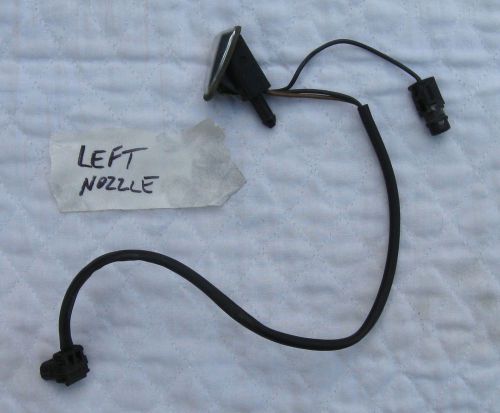 Mercedes benz w 126 left heated windshield washer nozzle oem original equipment