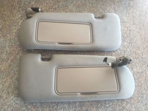 2003-2009 kia sorento sun visor sunvisor driver &amp; passenger side tan lighted