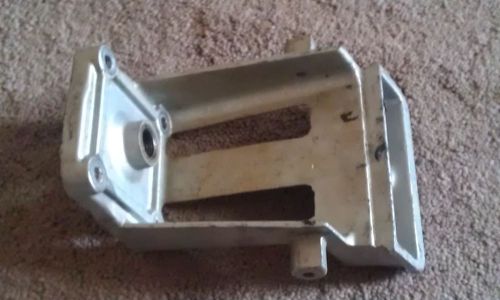 Suzuki 2hp outboard cylinder head ( mid to late 80&#039;s and possibly other years )