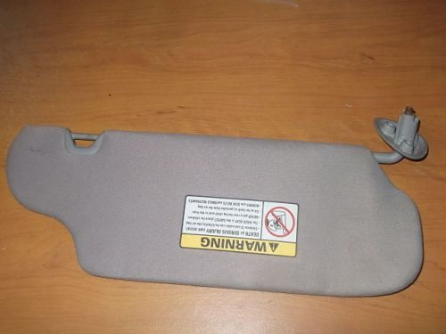 2000 - 2005 ford taurus left driver sunvisor w / mirror grey oem