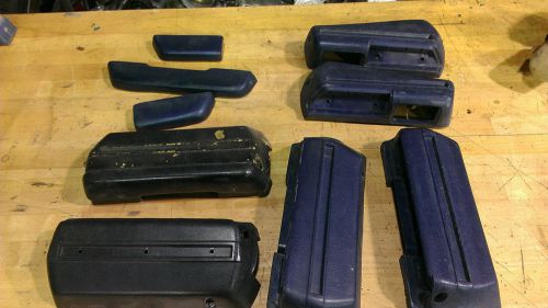 Oem 1968-1972 gm a body arm rest &amp; pads - blue black set