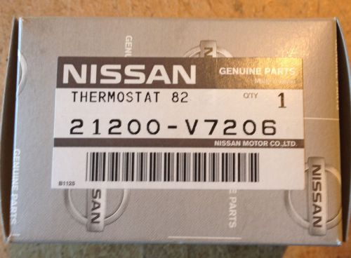 1996 to 2000 nissan pathfinder (with 3.3l v6) genuine factory oem thermostat