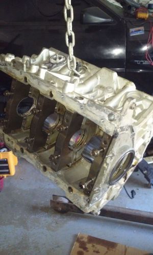 Used 2006 chrysler, dodge 2.7 engine aluminum short block