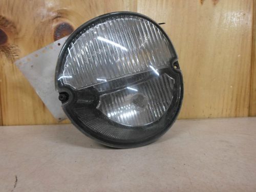 2004 pontiac grand prix driver side marker light w/ fog light