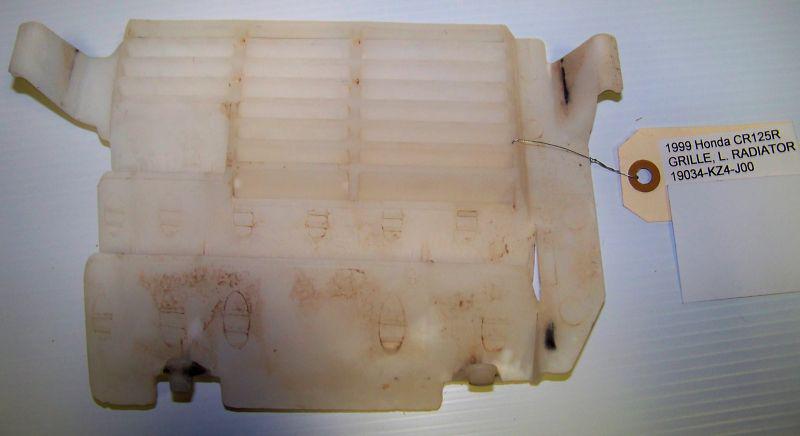 1999 honda cr125r, grill left radiator 19034-kz4-j00