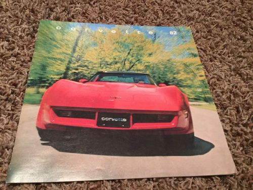 82 corvette brochure