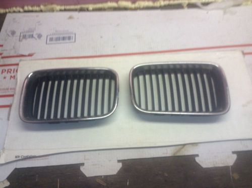 1992-1996 bmw e36 3 series  front kidney grille grill coupe sedan original chrom