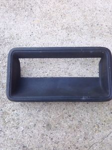 Gm chevy gmc tailgate handle bezel