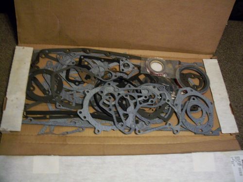 Cummins 903 378 504 555  lower engine gasket set #3013496 nib