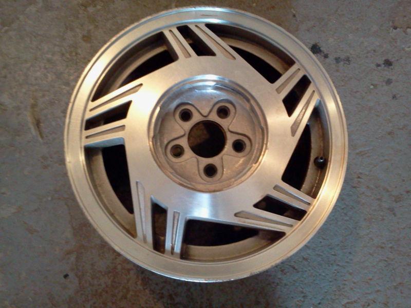 * 15 inch factory alloy rim - chevrolet cavalier / 1995-1999