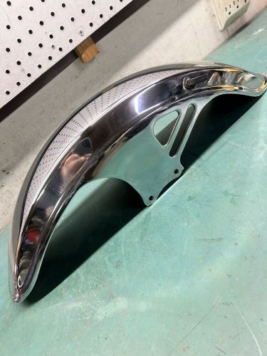 1982 yamaha maxim xj750j front fender nice and straight!! oem