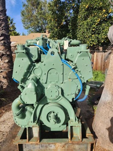 Detroit diesel 8v149 marine diesel engine - rebuilt