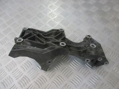 Seat ibiza iii 6l1 generator bracket 045903143e 1.40 diesel 55kw 2004 26634156-