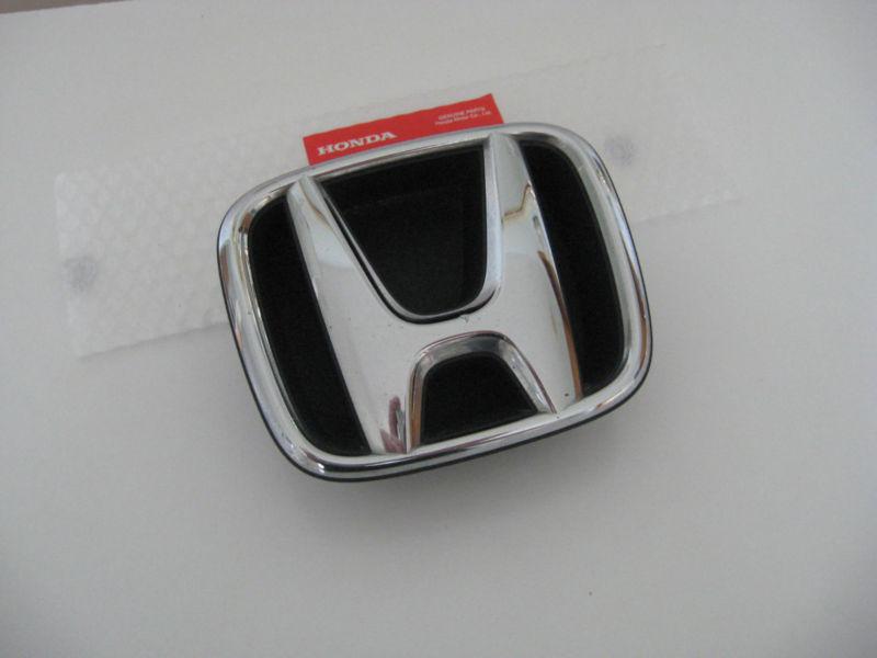 Purchase 06-08 HONDA CIVIC SEDAN FRONT GRILLE EMBLEM badge sign symbol ...