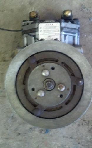 York compressor w/ mounting bracket and pulley 67 - 72  f100 truck