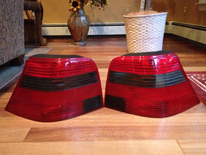 99 00 01 02 03 04 05 mk4 volkswagen golf gti r32 rear tail lights pair oem